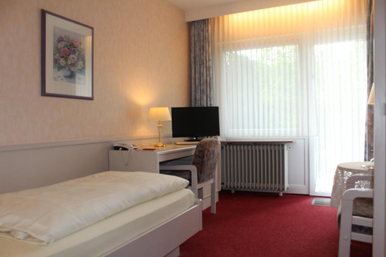 Hotel Zum Rosenteich Bad Zwischenahn Exterior foto